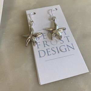 NEW $60 Betsy Frost medium Silver Starfish Dangle Earrings